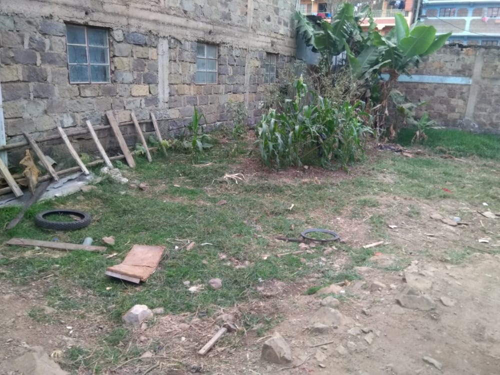 Prime vacant plot for sale in a well-developed residential neighbourhood (see second image). Suitable for multi-unit residential developments - apartments block or flats. For sale by direct owner. Call Norman today to view or for further enquiries.